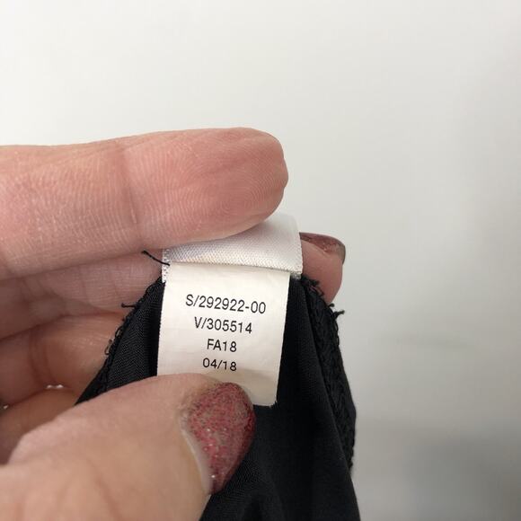 Athleta Women's Black Skyline Shorts w/Adjustable Tie Belt Paperbag Waist Size 8 - Picture 8 of 8